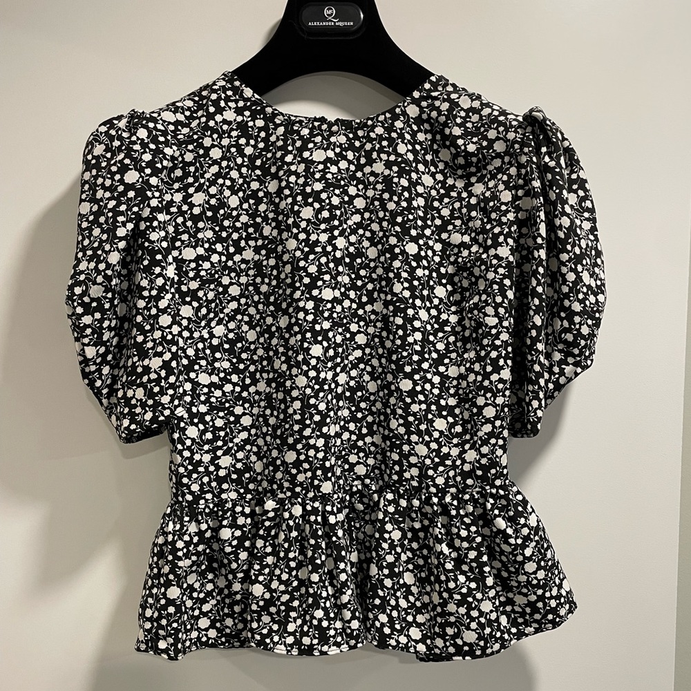 English Factory, size S. Floral print.